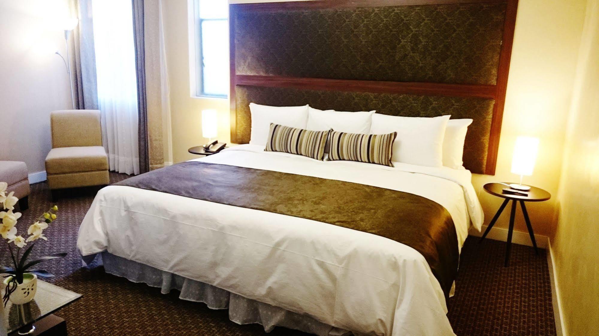 Los Leones Hotel Boutique Yanahuara エクステリア 写真