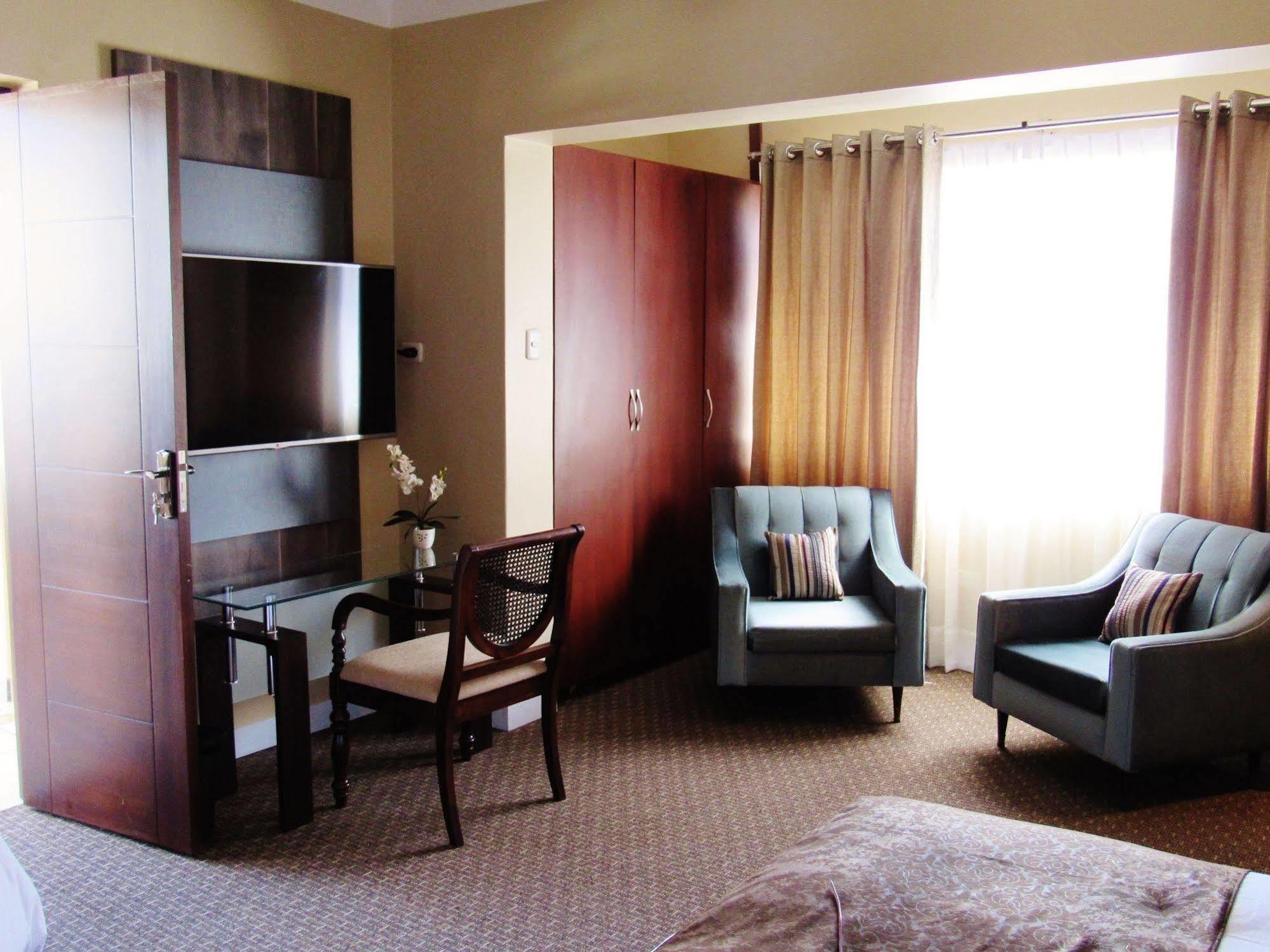 Los Leones Hotel Boutique Yanahuara エクステリア 写真