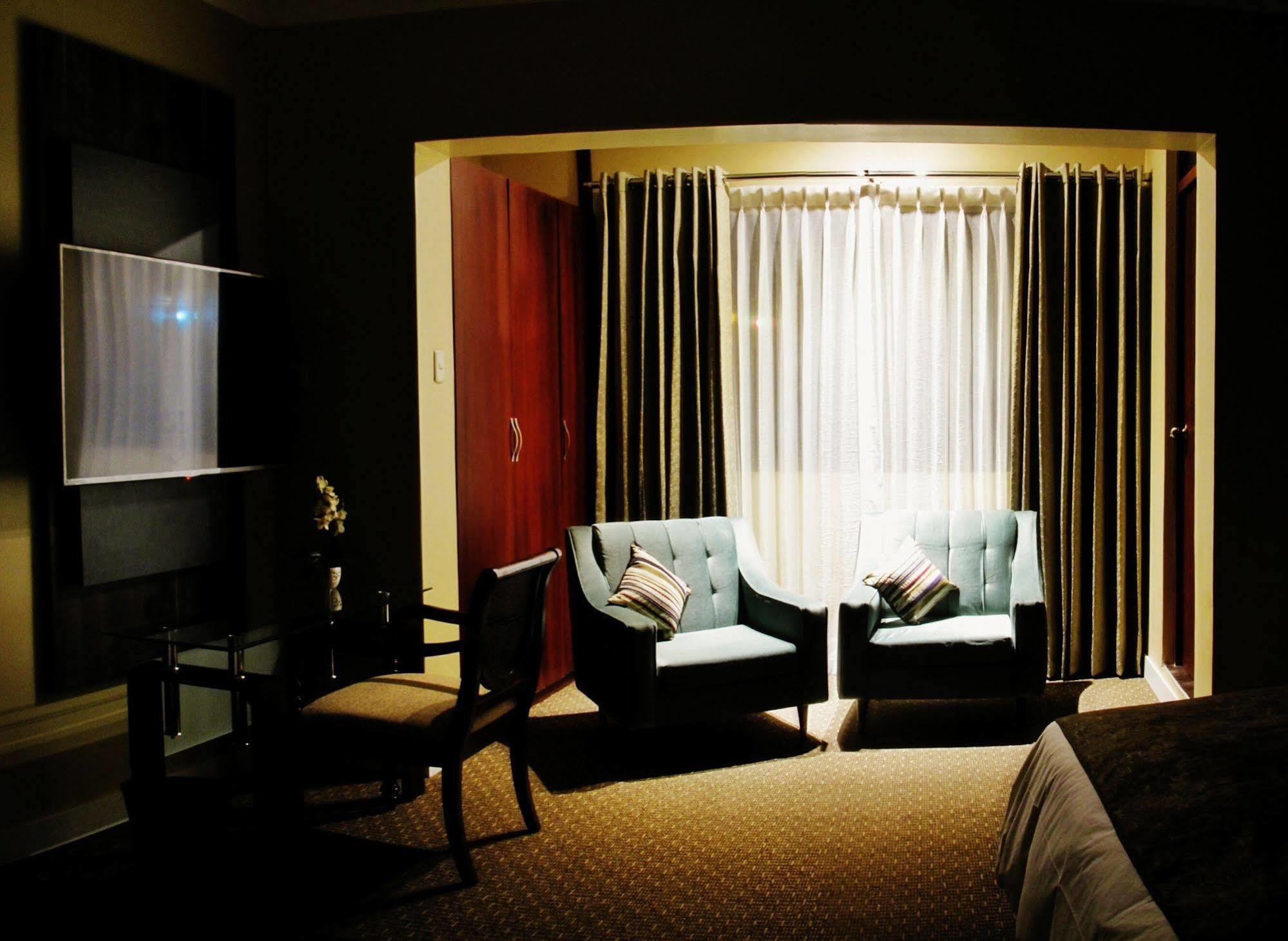 Los Leones Hotel Boutique Yanahuara エクステリア 写真