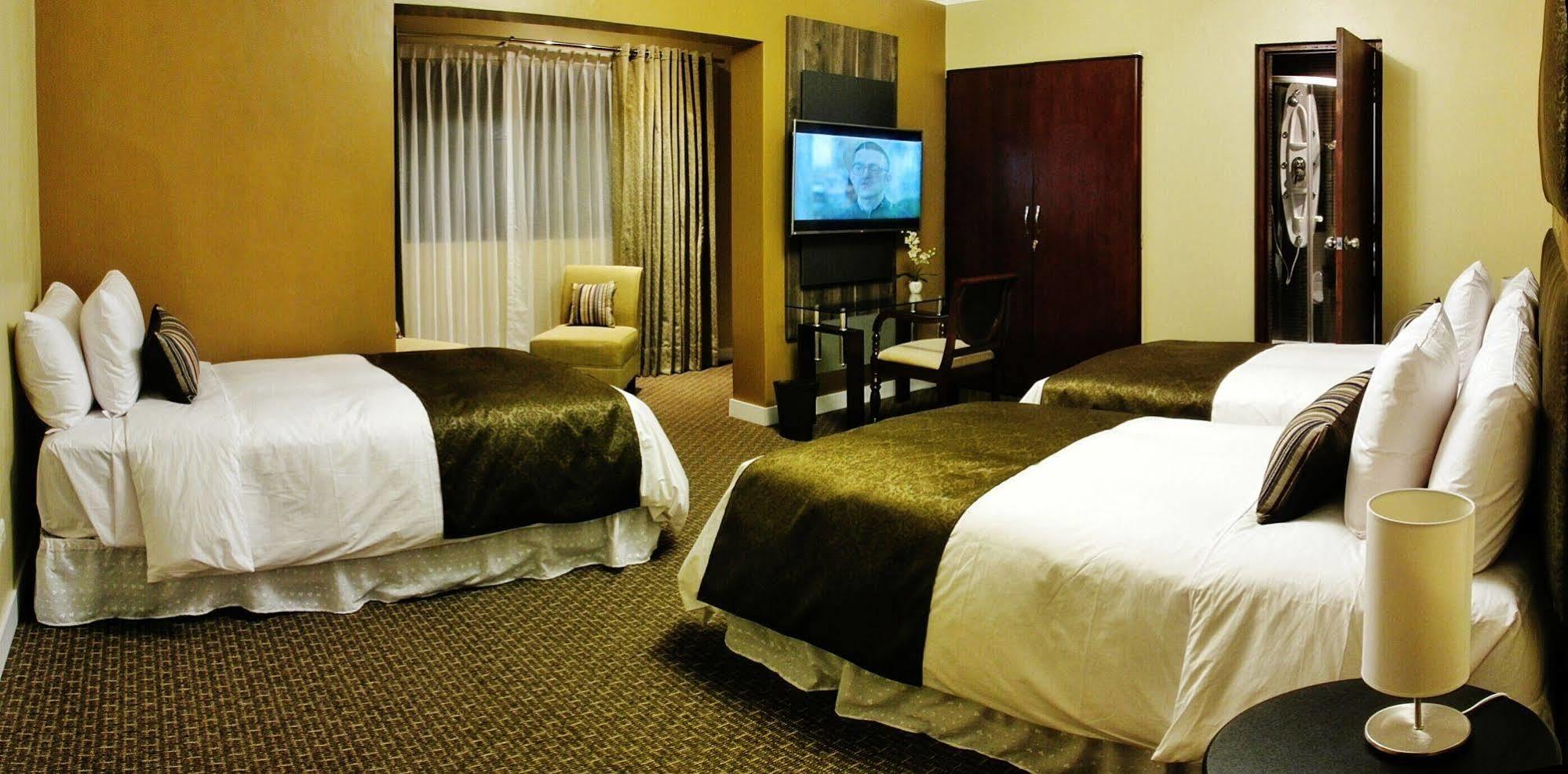 Los Leones Hotel Boutique Yanahuara エクステリア 写真